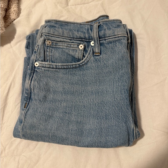 Classic Blue Women's Jeans - Picture 1 of 2